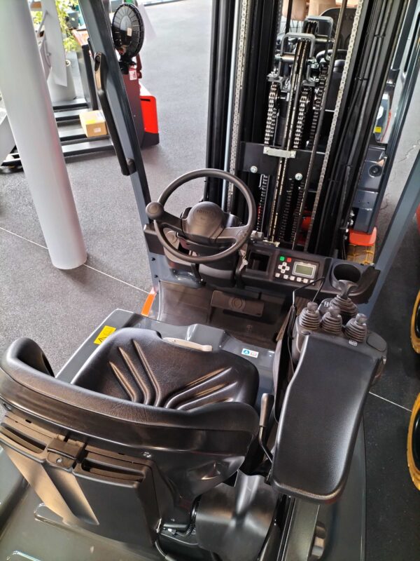 TOYOTA 8FBE18T - Vorkheftruck Elektro - Afbeelding 7
