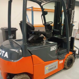 TOYOTA 8FBMT20 - Vorkheftruck Elektro