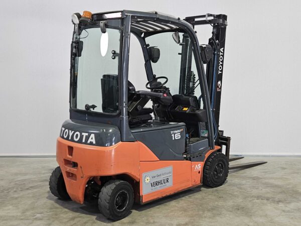 TOYOTA 8FBM16T - Vorkheftruck Elektro