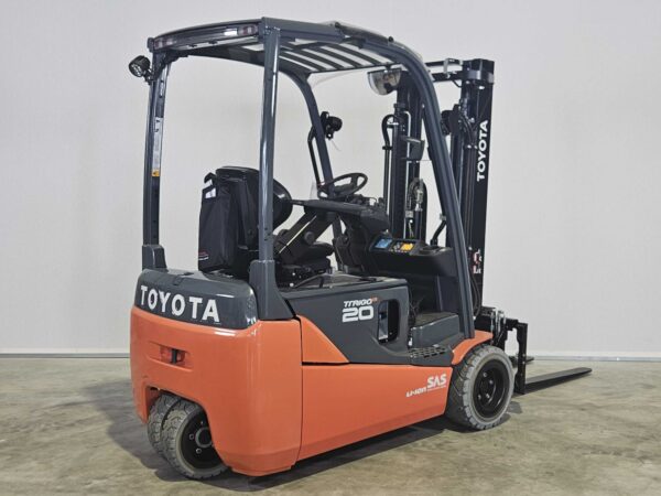 TOYOTA 8FBE20T - Forklift Electric