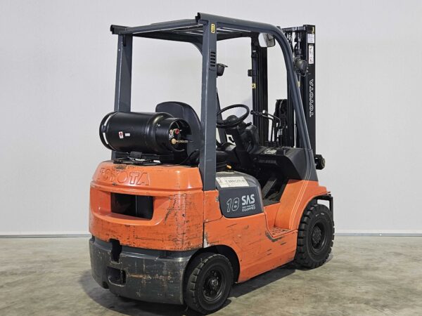 TOYOTA 42-7FGF18 - Vorkheftruck Gas