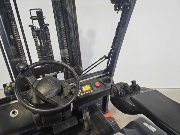 TOYOTA 8FBMT30 - Vorkheftruck Elektro - Afbeelding 3