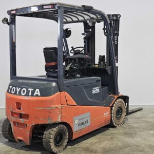 TOYOTA 8FBMT25 - Forklift Electric