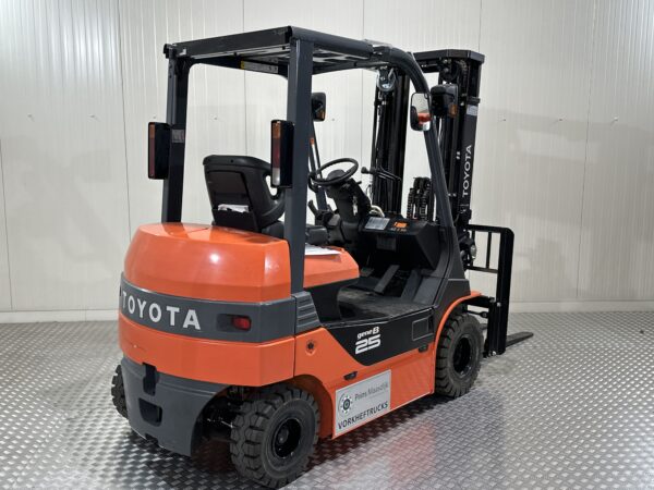 TOYOTA 8FBL25 - Vorkheftruck Elektro - Afbeelding 2