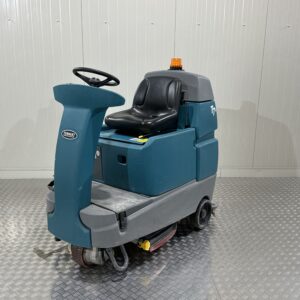 TENNANT T7 - Schrobmachine middel