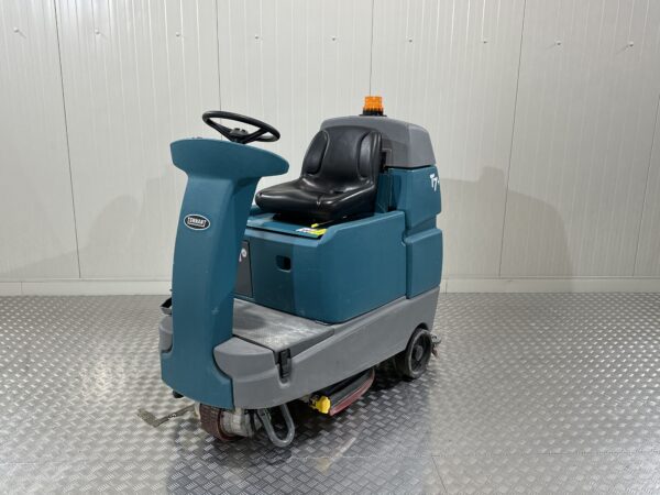 TENNANT T7 - Schrobmachine middel