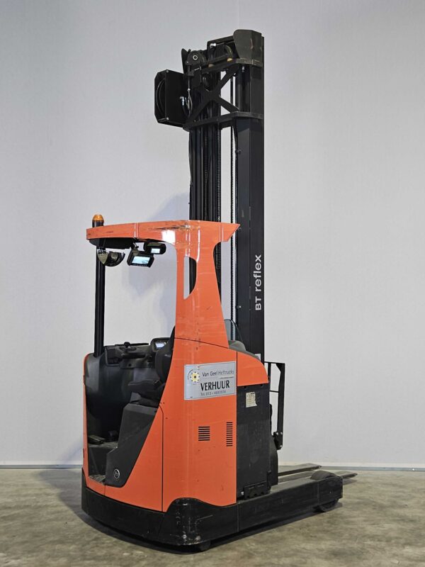 TOYOTA RRE160 - Reachtruck