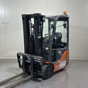 TOYOTA 8FBE15T - Vorkheftruck Elektro
