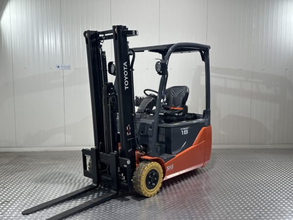 TOYOTA 8FBE18T - Vorkheftruck Elektro