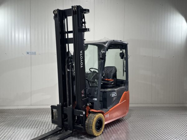 TOYOTA 8FBE20T - Vorkheftruck Elektro