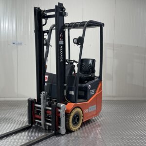 TOYOTA 7FBEST10 - Vorkheftruck Elektro