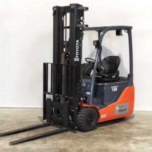 TOYOTA 8FBEK18T - Vorkheftruck Elektro
