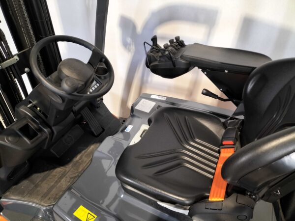 TOYOTA 8FBE18T - Vorkheftruck Elektro - Afbeelding 3