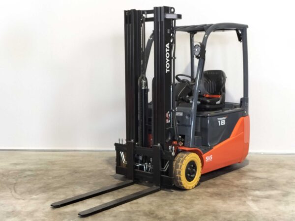 TOYOTA 8FBE18T - Vorkheftruck Elektro