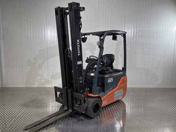 TOYOTA 8FBE20T - Vorkheftruck Elektro