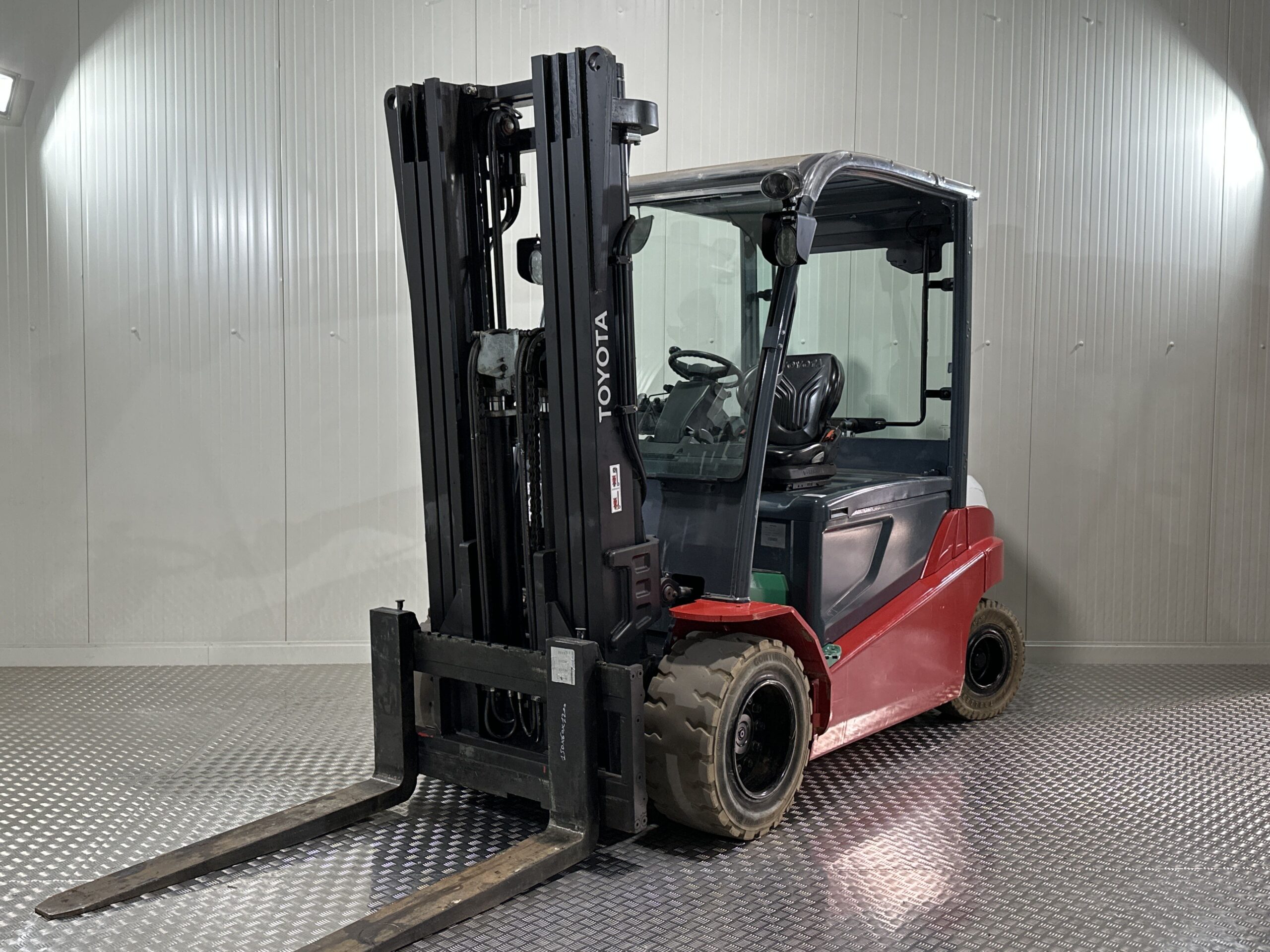 TOYOTA 8-FBMT-50 - Forklift Electric