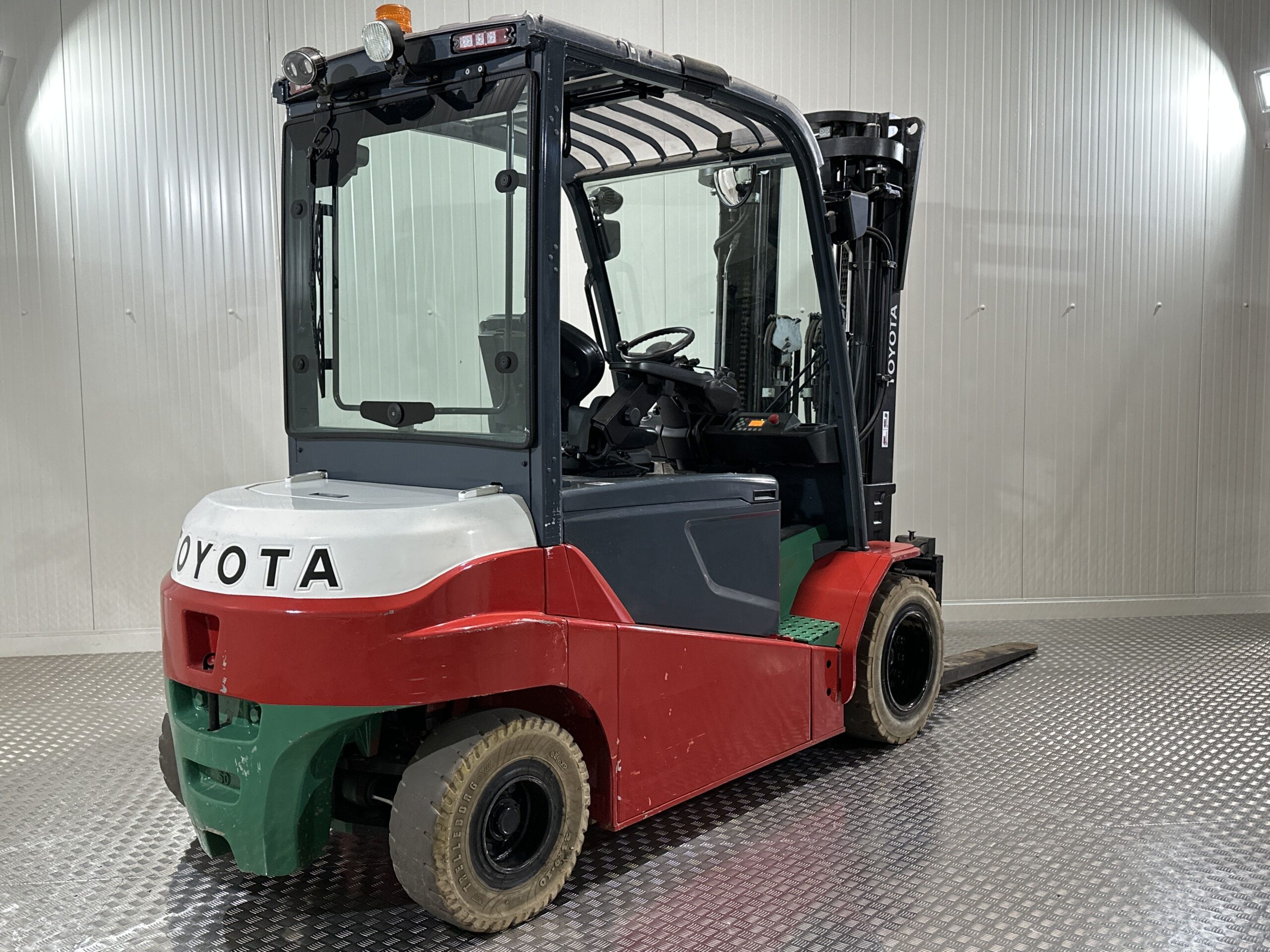 TOYOTA 8-FBMT-50 - Vorkheftruck Elektro - Image 2