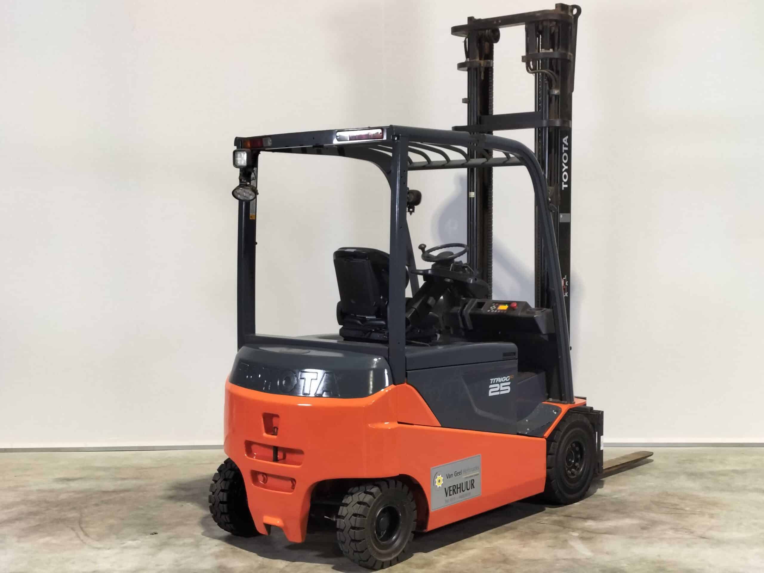 TOYOTA 8FBMT25 - Vorkheftruck Elektro - Image 2