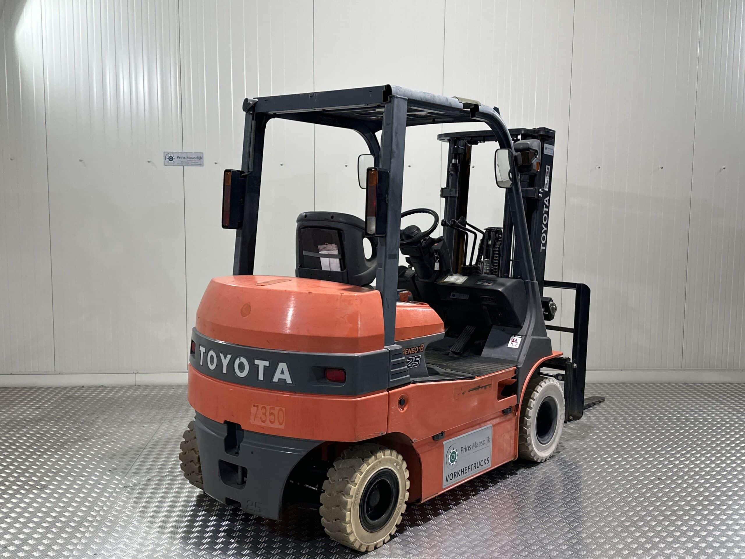 TOYOTA 7-FBL-25 - Vorkheftruck Elektro - Afbeelding 2
