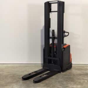 TOYOTA SWE140L - Stapelaar Elektro