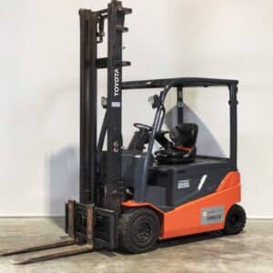 TOYOTA 8FBMT25 - Vorkheftruck Elektro